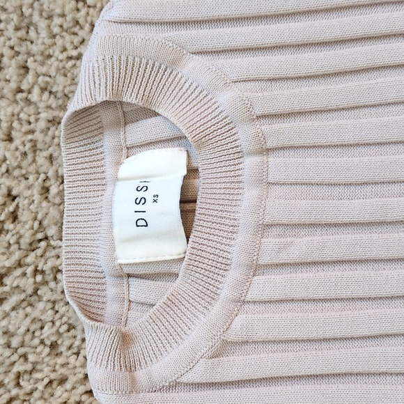 DISSH Ribbed Dress - Picture 2 of 6